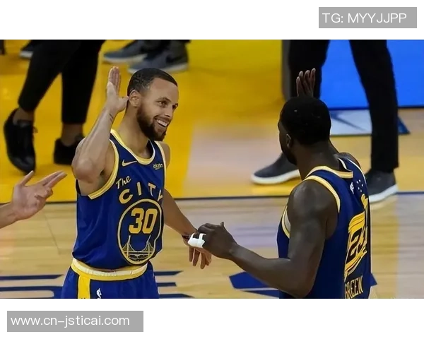 季后赛精彩回放勇士对阵鹈鹕的激烈对决全程录像欣赏